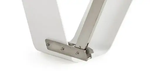 [HSH014] Fixation du HopperShade directement sur les pieds du Hopper avec trous pré-percés.